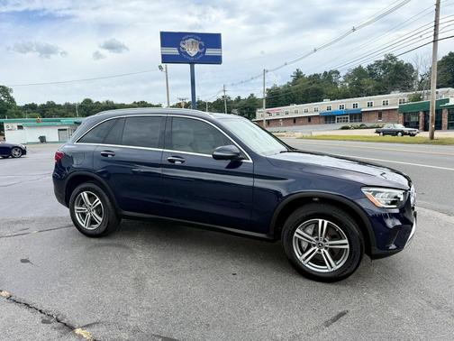 2021 Mercedes-Benz GLC 300 4MATIC