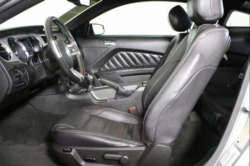 2012 Ford Mustang GT Premium