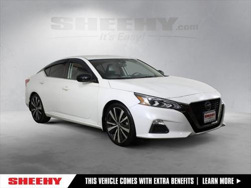 2022 Nissan Altima SR FWD