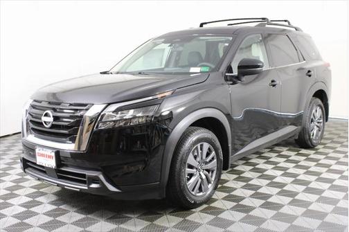 2025 Nissan Pathfinder SV 4WD