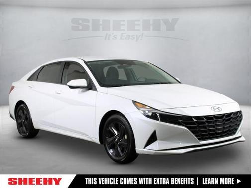 2022 Hyundai ELANTRA SEL