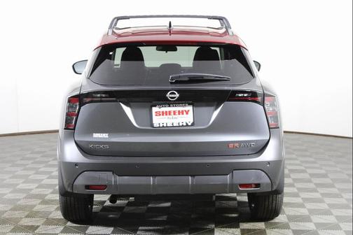 2026 Nissan Kicks SR
