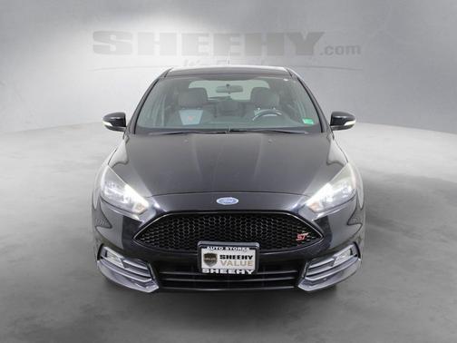 2018 Ford Focus ST 