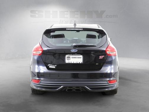 2018 Ford Focus ST 