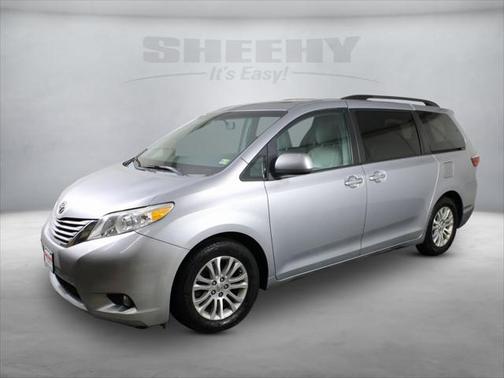 2015 Toyota Sienna XLE