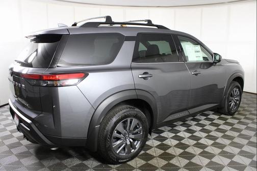 2025 Nissan Pathfinder SV 4WD