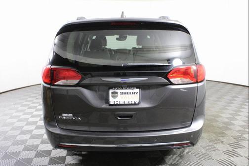 2018 Chrysler Pacifica Touring-L Plus