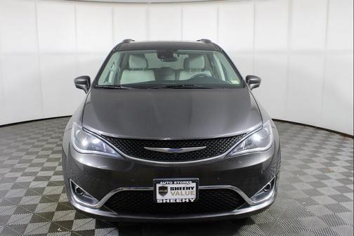 2018 Chrysler Pacifica Touring-L Plus