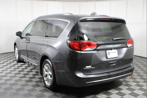 2018 Chrysler Pacifica Touring-L Plus