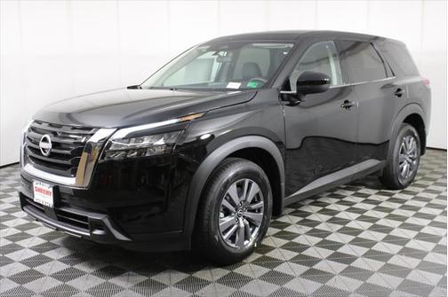 2025 Nissan Pathfinder S 4WD