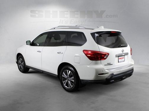 2020 Nissan Pathfinder S 2WD