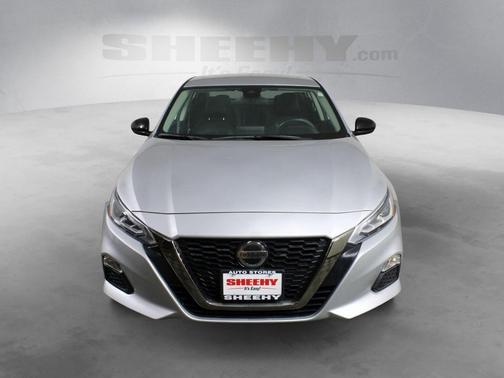 2022 Nissan Altima SR Intelligent AWD