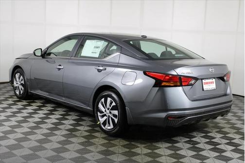 2025 Nissan Altima S FWD