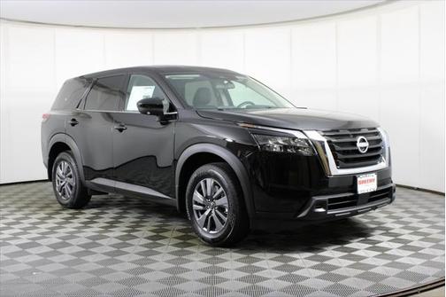 2025 Nissan Pathfinder S 4WD