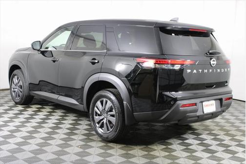 2025 Nissan Pathfinder S 4WD