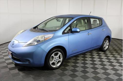 2011 Nissan Leaf SL