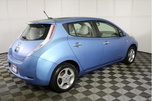 2011 Nissan Leaf SL
