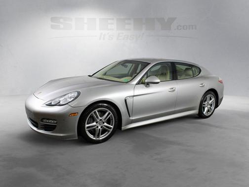 2012 Porsche Panamera 4