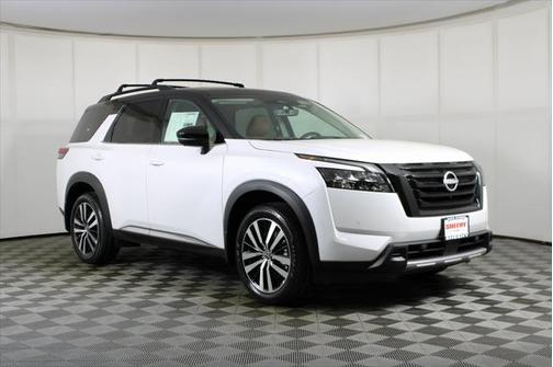 2025 Nissan Pathfinder Platinum 4WD