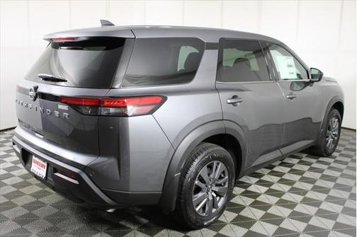 2025 Nissan Pathfinder S FWD