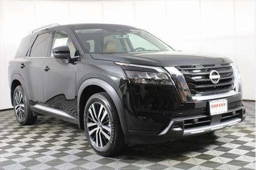 2025 Nissan Pathfinder Platinum 4WD