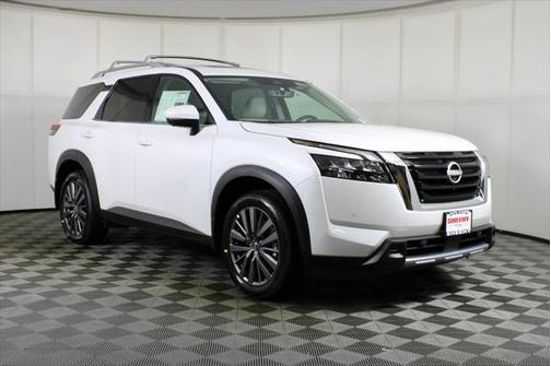 2025 Nissan Pathfinder SL 4WD
