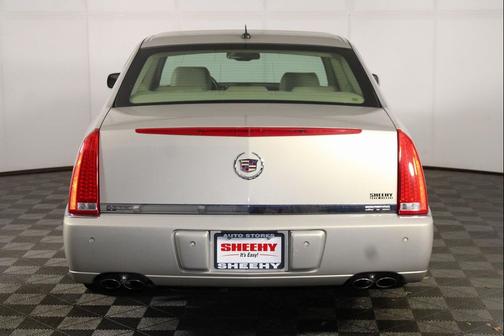 2007 Cadillac DTS Luxury