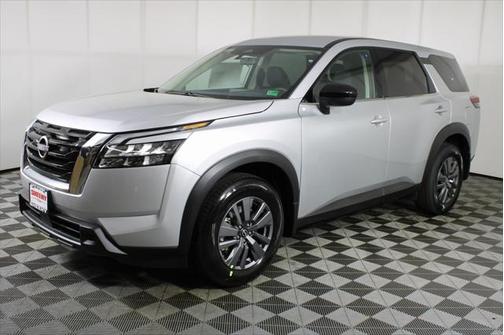 2025 Nissan Pathfinder S FWD