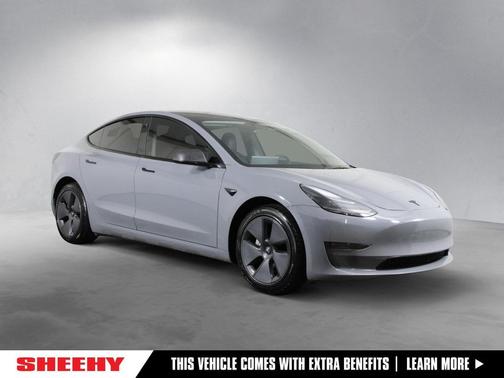2022 Tesla Model 3 Standard Range