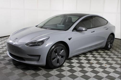 2022 Tesla Model 3 Standard Range