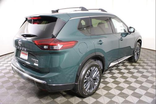 Obsidian 2026 Nissan Rogue Platinum
