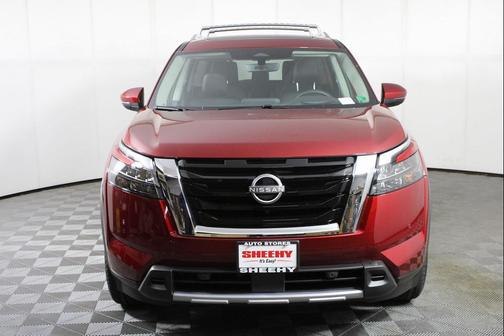 2025 Nissan Pathfinder Platinum 4WD