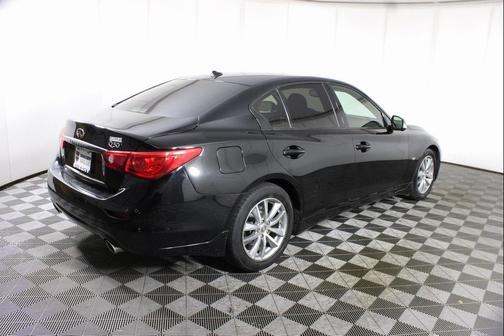 2015 INFINITI Q50 Premium