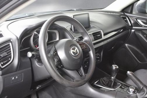 2016 Mazda Mazda3 i Sport
