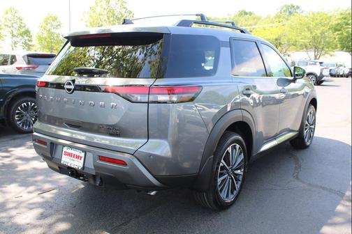 Gun Met 2026 Nissan Pathfinder Platinum