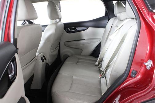 2017 Nissan Rogue Sport SL