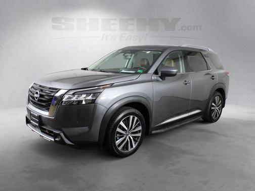 2022 Nissan Pathfinder Platinum 4WD