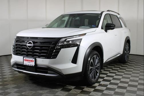 White Pearl 2026 Nissan Pathfinder Platinum