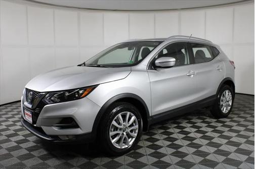 2022 Nissan Rogue Sport SV