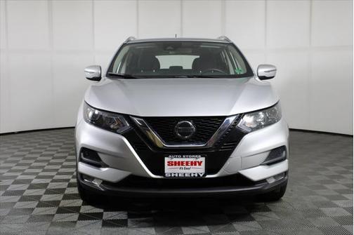 2022 Nissan Rogue Sport SV