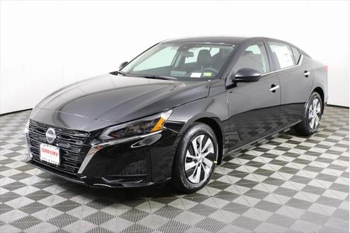 2025 Nissan Altima S FWD