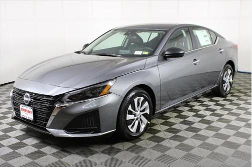 2025 Nissan Altima S FWD