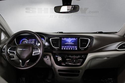 2020 Chrysler Pacifica Touring-L Plus