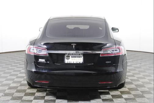 Black 2018 Tesla Model S 75D