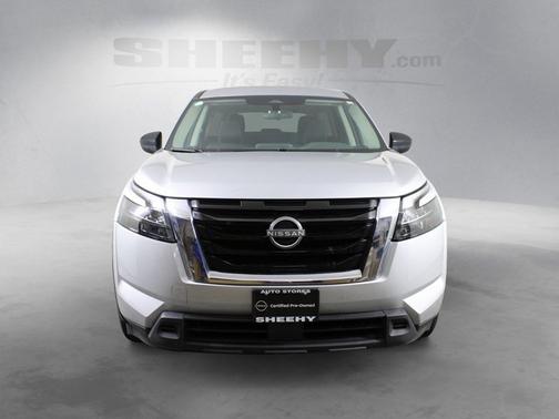 2024 Nissan Pathfinder S 4WD