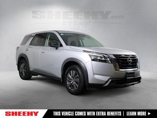 2024 Nissan Pathfinder S 4WD