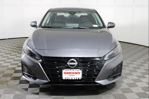 Gun Met 2026 Nissan Altima 2.5 SV