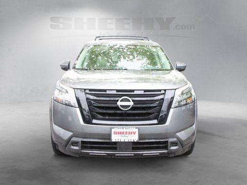 Gun Metallic 2023 Nissan Pathfinder SV 4WD