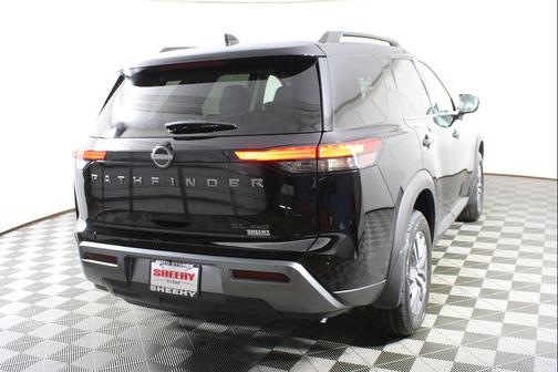 Super Black 2026 Nissan Pathfinder SL