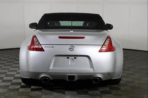 2010 Nissan 370Z Touring
